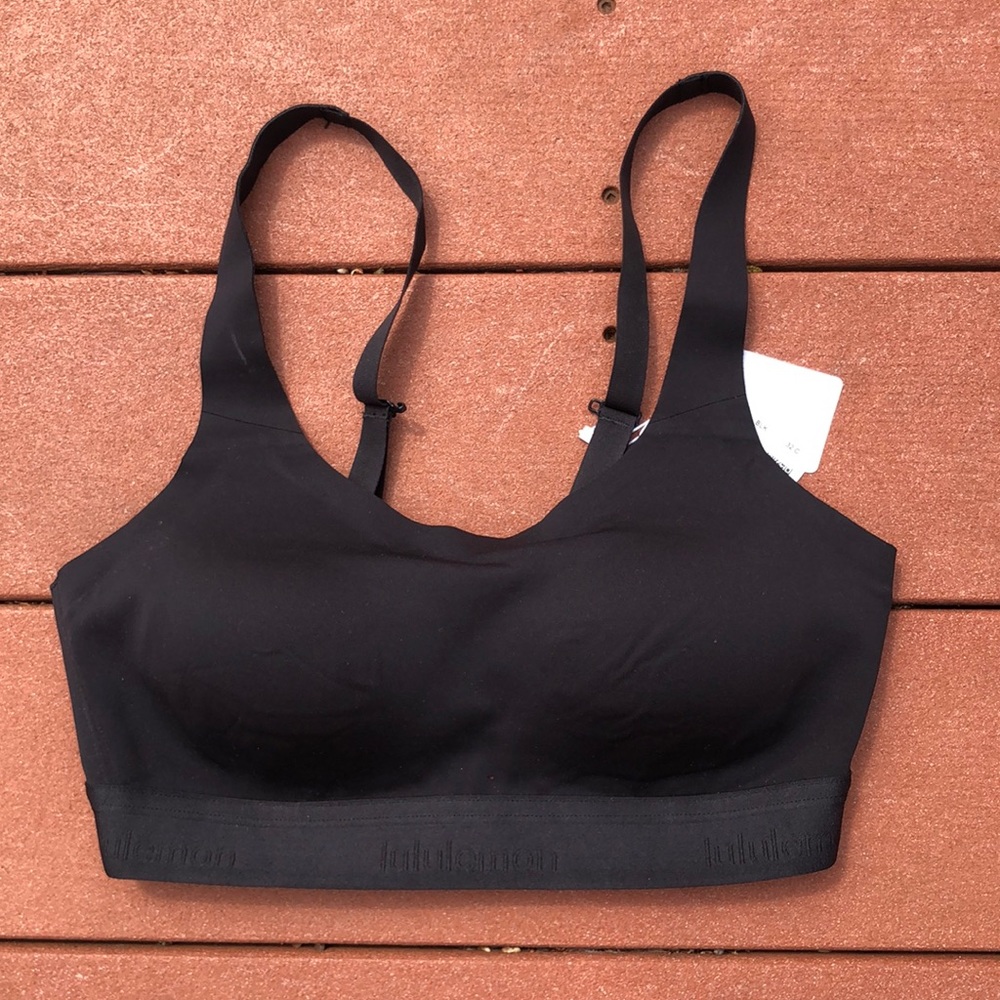 Lulu Sports Bra (Fine Form)